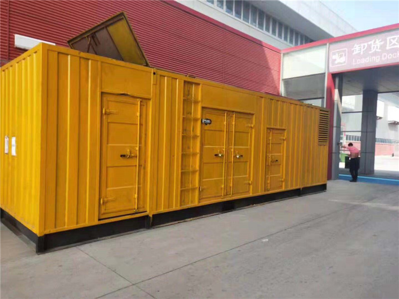 双河国内外发电机组租赁合同在明确设备维护责任方面有哪些不同做法？